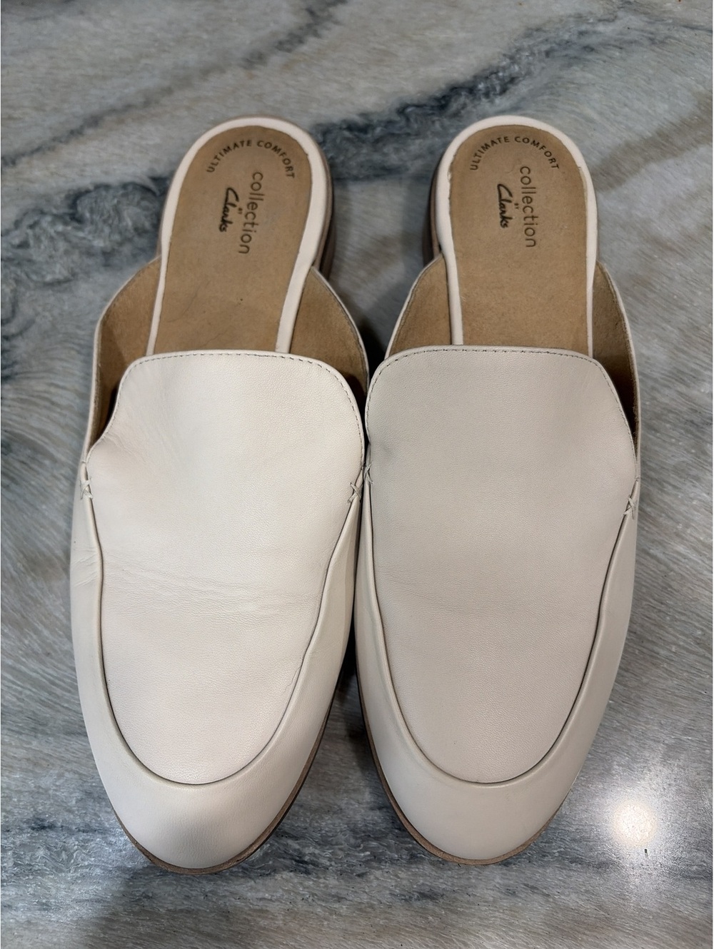 Clarks Collection Women's Slip-On Mules Size 10 US White Ultimate Comfort